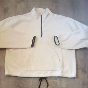 New with tags victoria secret pink fleece long sleeve,size large,ivory/ black